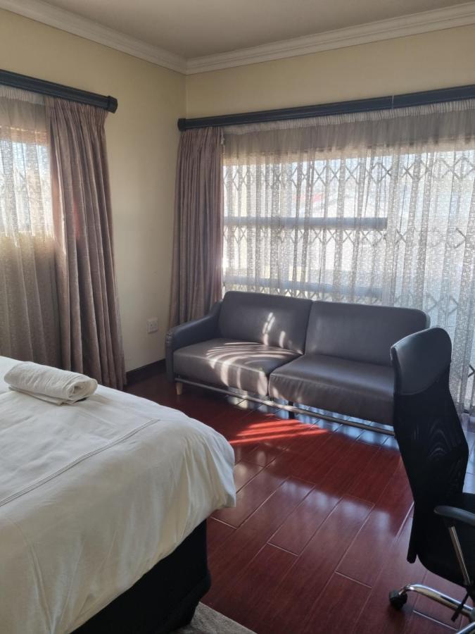 شقة Lalela House جوهانسبورغ المظهر الخارجي الصورة
