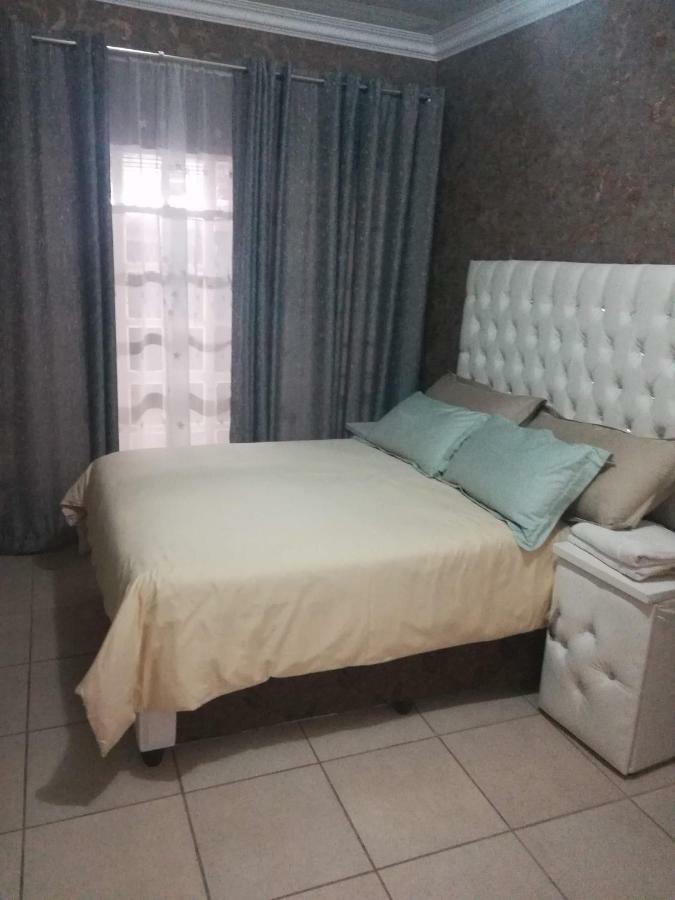شقة Lalela House جوهانسبورغ المظهر الخارجي الصورة